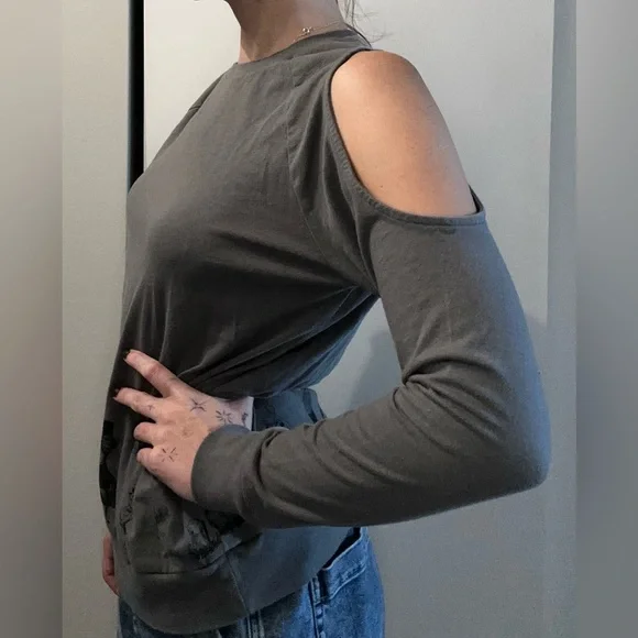 Disney Parks Haunted Mansion Long Sleeve Shirt 👻 | Unisex | Gray | Size M - Picture 7 of 12